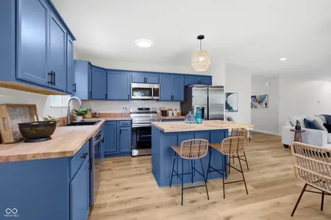 7267 Woodside Drive Avon IN 46123