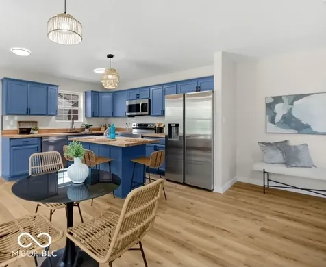 7267 Woodside Drive Avon IN 46123
