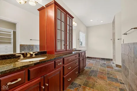 5913 Chartwell Drive Bargersville IN 46106