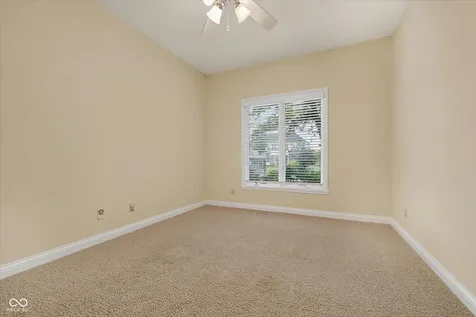 5913 Chartwell Drive Bargersville IN 46106