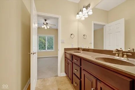 5913 Chartwell Drive Bargersville IN 46106