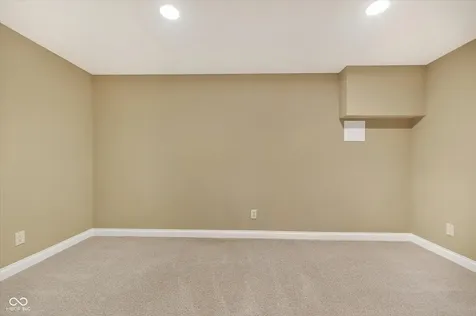 5913 Chartwell Drive Bargersville IN 46106