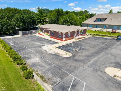1674 W Smith Valley Road Greenwood IN 46142