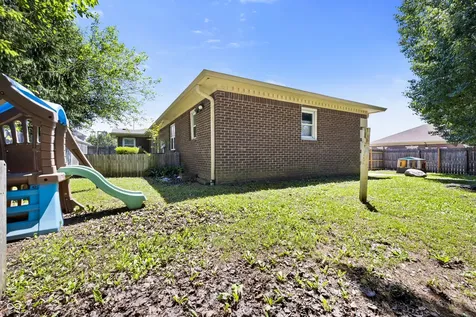 1674 W Smith Valley Road Greenwood IN 46142
