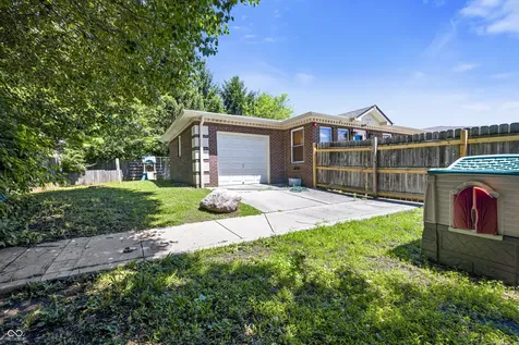 1674 W Smith Valley Road Greenwood IN 46142