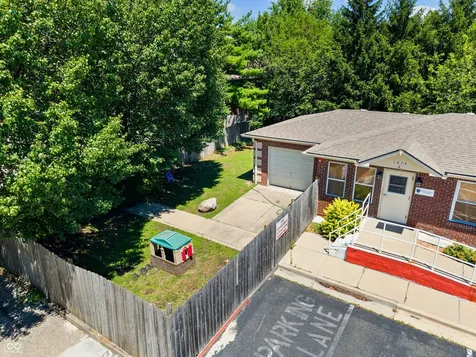 1674 W Smith Valley Road Greenwood IN 46142