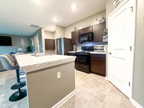 4061 Sedgewick Lane Columbus IN 47201