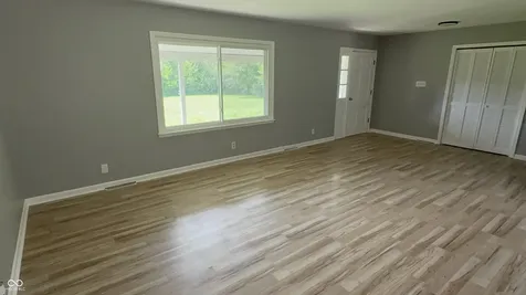 4735 S 800 W Indianapolis IN 46239