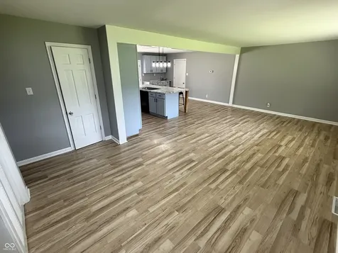 4735 S 800 W Indianapolis IN 46239