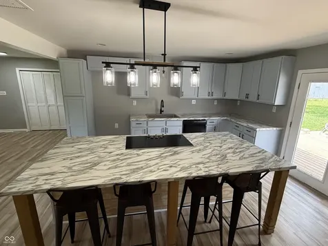 4735 S 800 W Indianapolis IN 46239