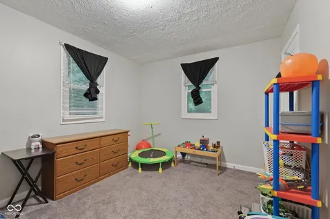 3132 S Lyons Indianapolis IN 46241