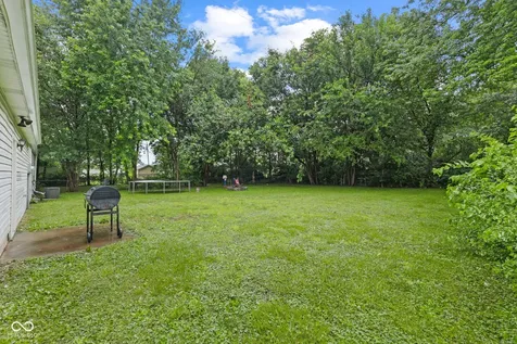 3132 S Lyons Indianapolis IN 46241