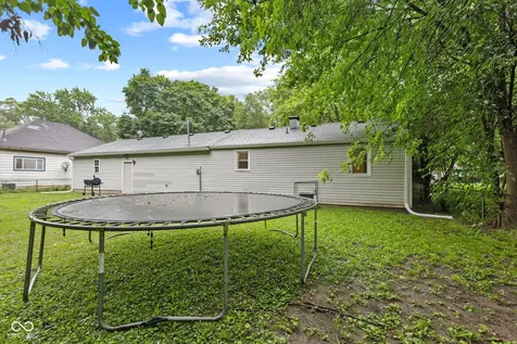 3132 S Lyons Indianapolis IN 46241