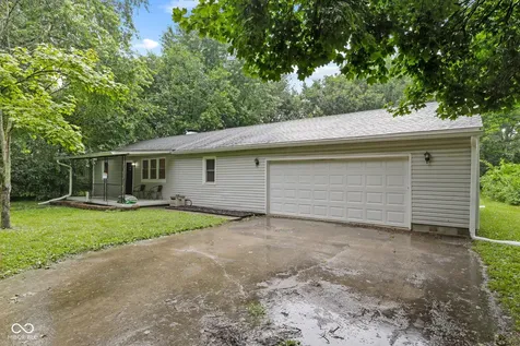 3132 S Lyons Indianapolis IN 46241
