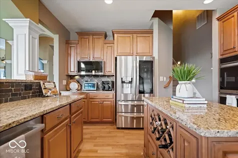 2681 Diamente Drive Westfield IN 46074