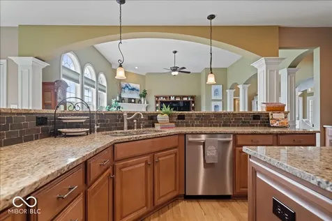 2681 Diamente Drive Westfield IN 46074