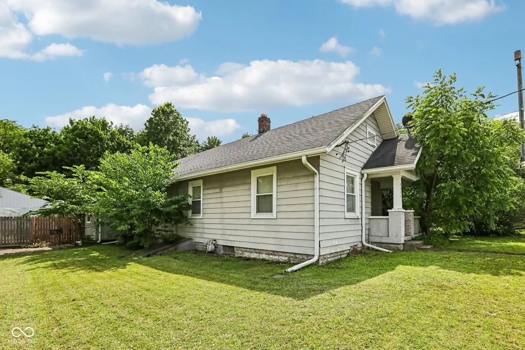 2215 W 60th Street Indianapolis IN 46228