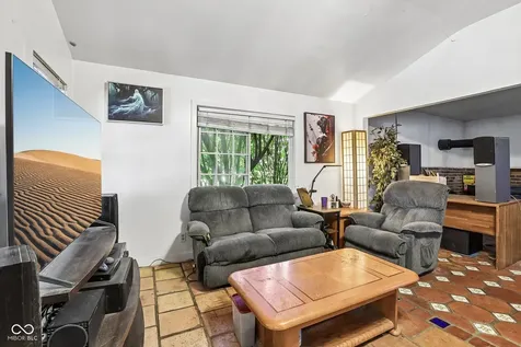 2215 W 60th Street Indianapolis IN 46228