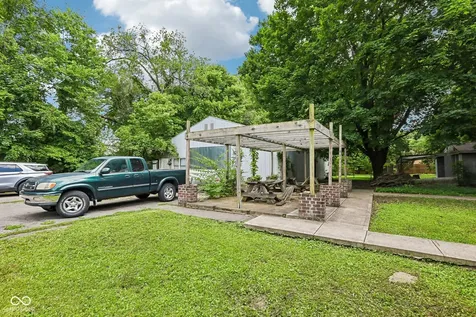 2215 W 60th Street Indianapolis IN 46228