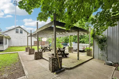 2215 W 60th Street Indianapolis IN 46228