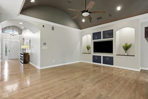 91 Oak Hill Drive Brownsburg IN 46112