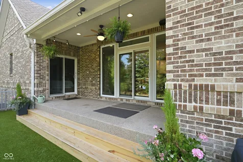 91 Oak Hill Drive Brownsburg IN 46112