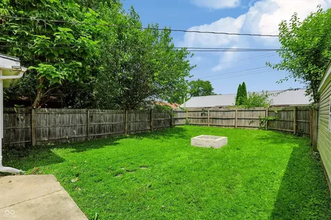 329 N Jameson Street Lebanon IN 46052
