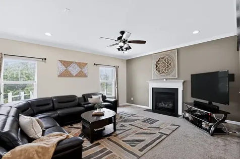 11947 Mannings Pass Zionsville IN 46077