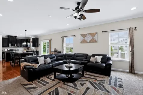 11947 Mannings Pass Zionsville IN 46077
