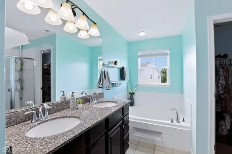 11947 Mannings Pass Zionsville IN 46077