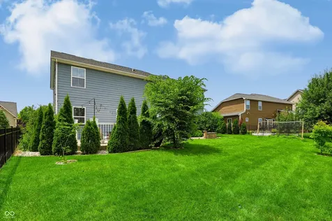11947 Mannings Pass Zionsville IN 46077