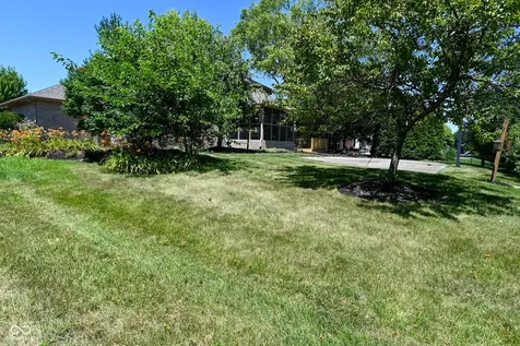2307 Willow Lakes East Boulevard Greenwood IN 46143