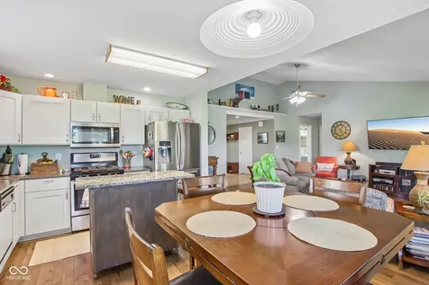 17825 Grassy Knoll Drive Westfield IN 46074
