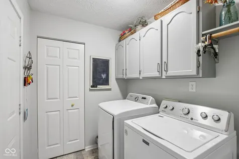 17825 Grassy Knoll Drive Westfield IN 46074