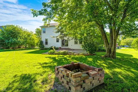 1874 Wayfield Drive Avon IN 46123