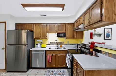 6448 Bay Harbor Lane Indianapolis IN 46254