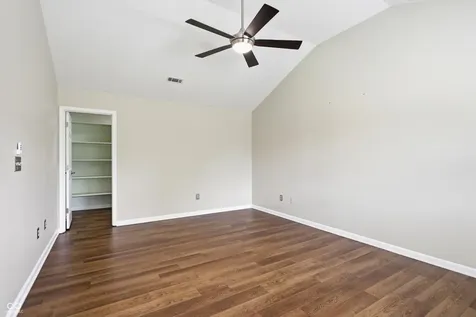 1167 Runningbrook Drive Avon IN 46123