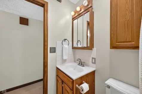633 Echo Circle Greenwood IN 46142