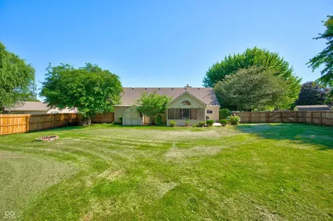 633 Echo Circle Greenwood IN 46142