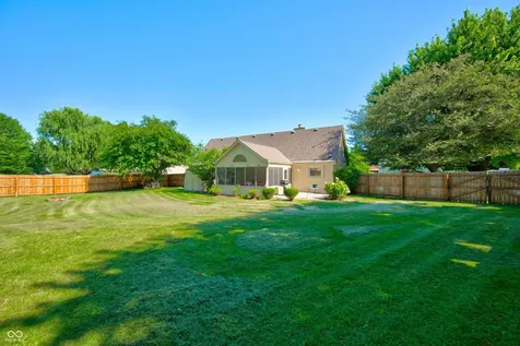 633 Echo Circle Greenwood IN 46142