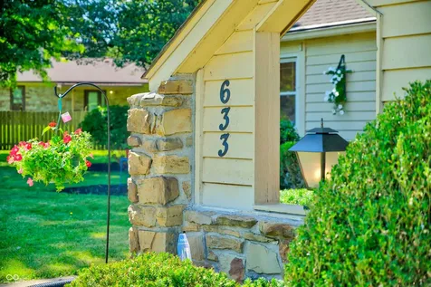 633 Echo Circle Greenwood IN 46142
