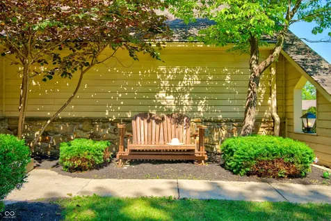 633 Echo Circle Greenwood IN 46142