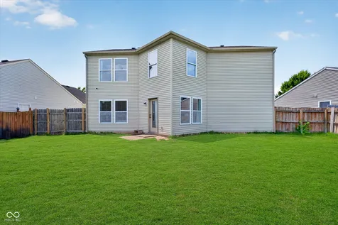 8422 Weathervane Court Indianapolis IN 46239