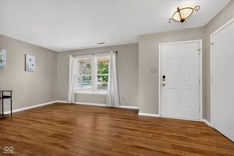8422 Weathervane Court Indianapolis IN 46239