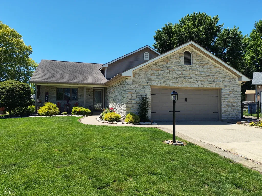 730 Sunglow Circle Indianapolis IN 46231