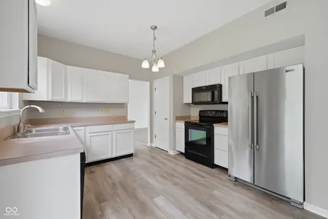 9625 Cypress Carmel IN 46032
