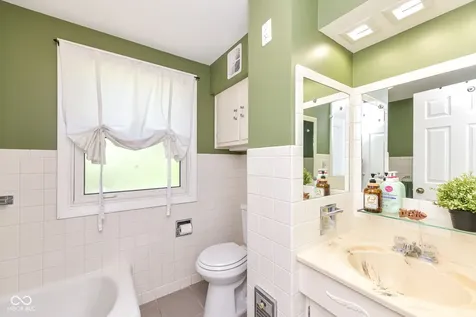 4601 S Walcott Street Indianapolis IN 46227