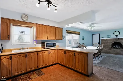 10280 E County Road 100 Road S Avon IN 46123