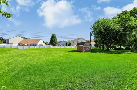 10280 E County Road 100 Road S Avon IN 46123