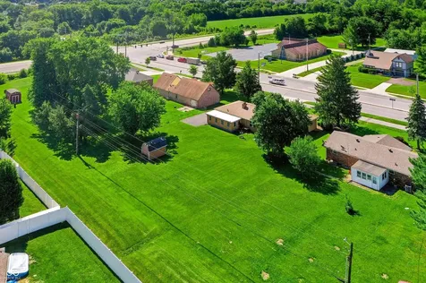 10280 E County Road 100 Road S Avon IN 46123